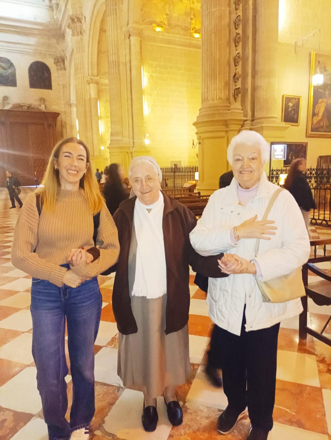 La residencia Madre Carmen gana el Jubileo en la Catedral