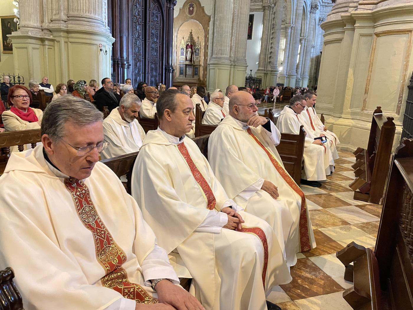 «Los sacerdotes estamos también necesitados del perdón y de la misericordia de Dios»
