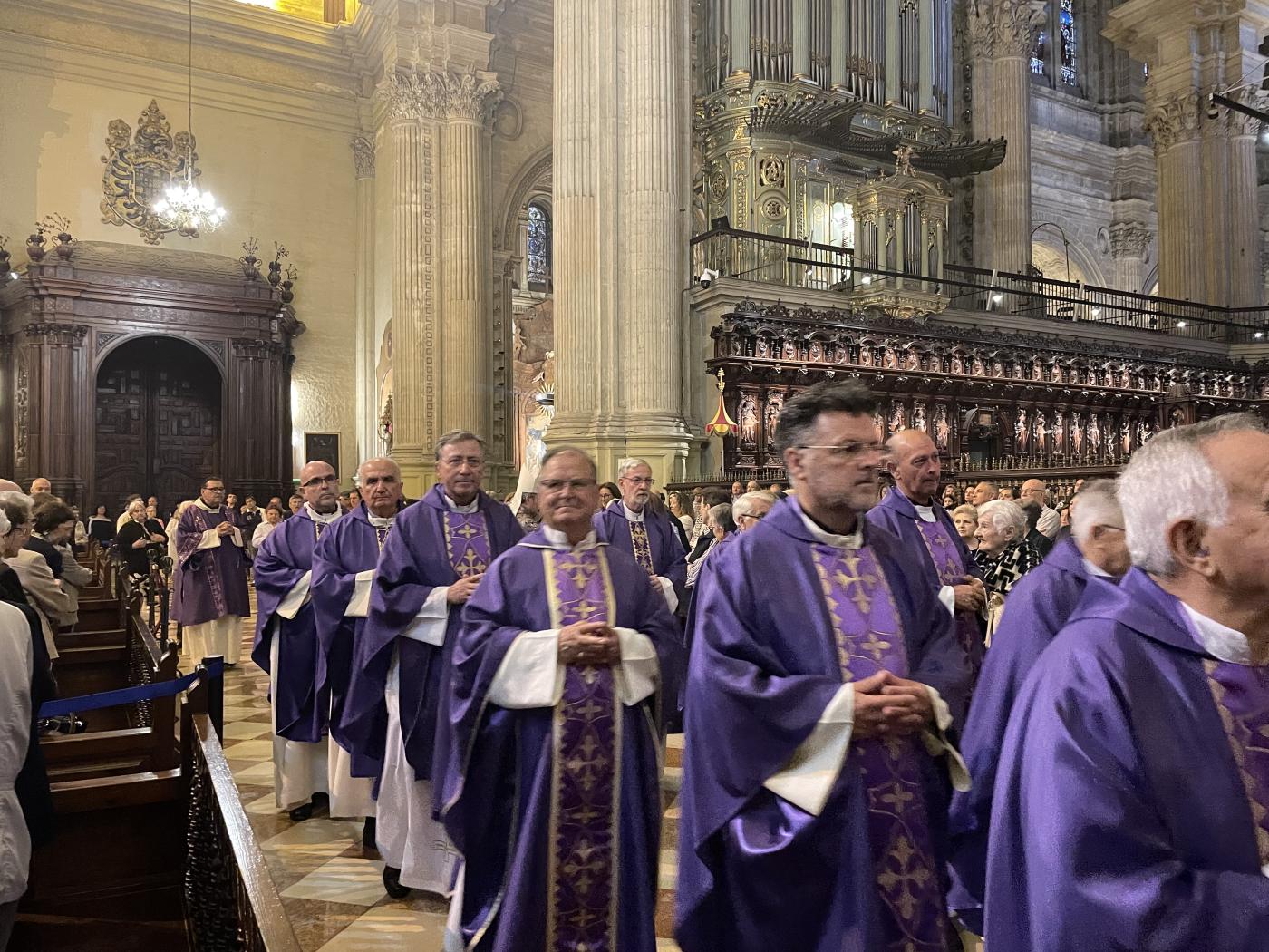 Mons. Pérez: «Francisco supo amar a la Iglesia y supo entregarse por la Iglesia»