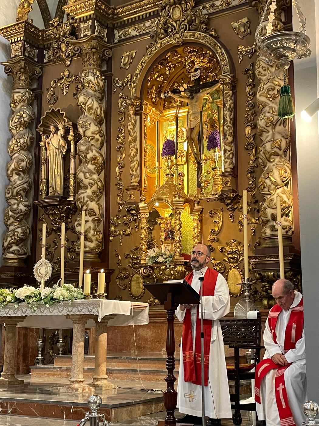 Los laicos peregrinaron juntos a la Catedral en Pentecostés