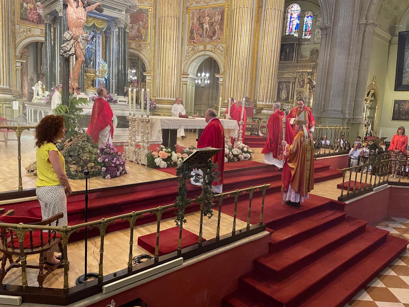 Los laicos peregrinaron juntos a la Catedral en Pentecostés