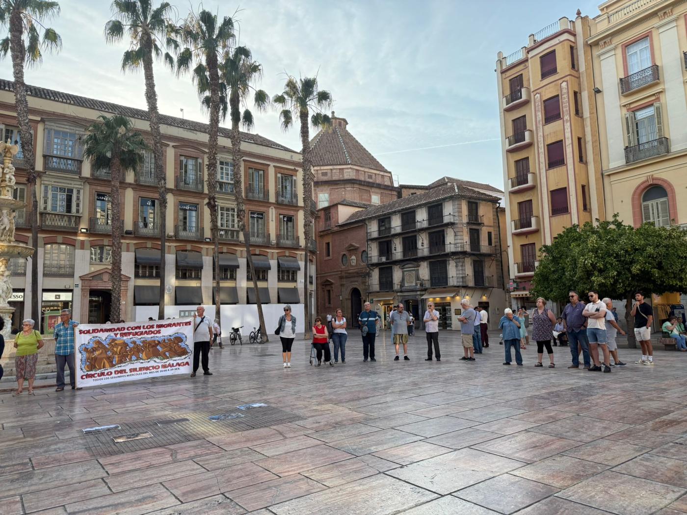 Círculo del Silencio celebrado en la plaza de la Constitución