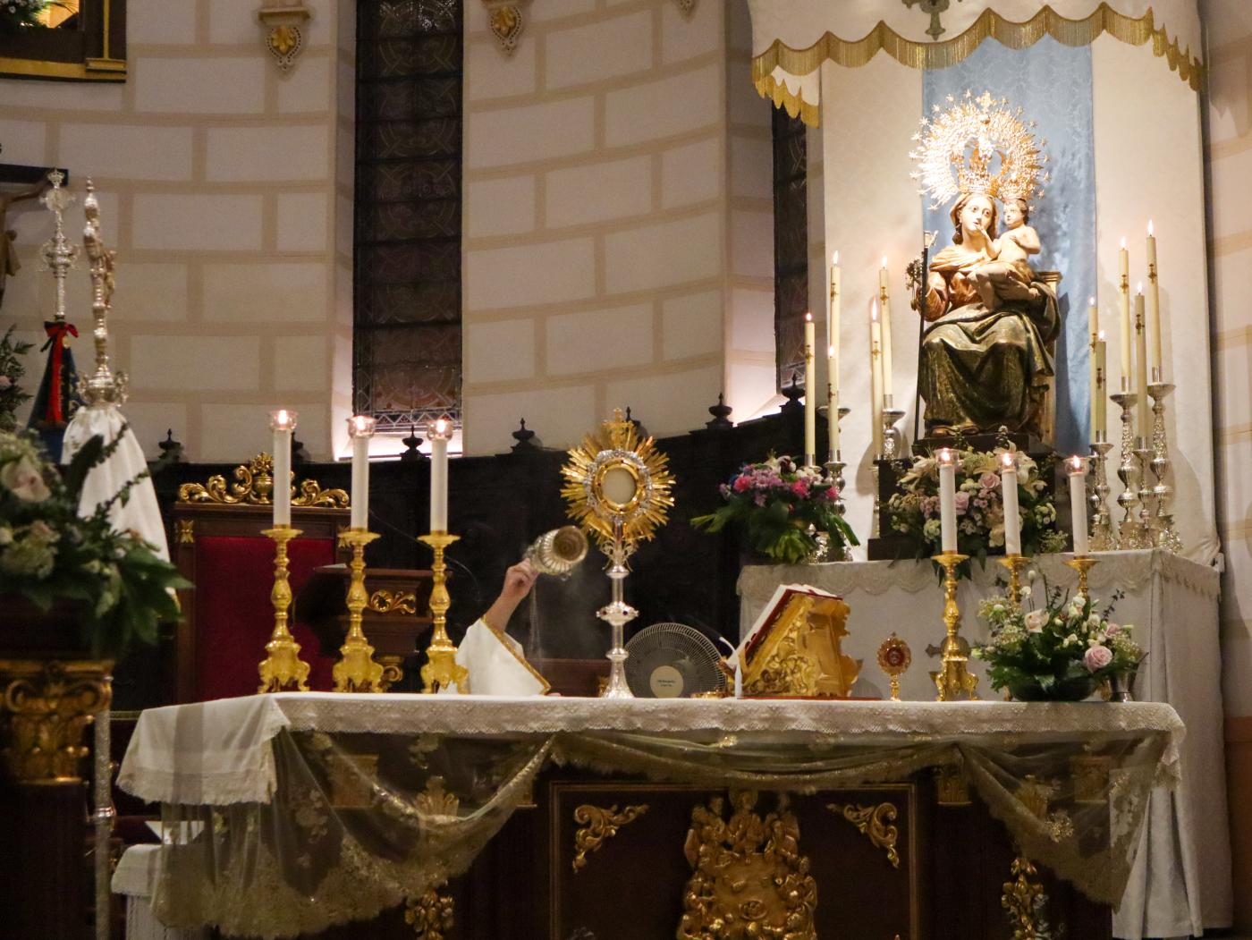 «Me llaman feligresa “todoterreno” y así es, dispuesta para lo que se necesite»