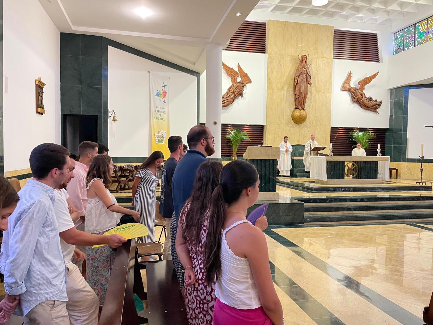 Jóvenes peregrinan a Roma al encuentro con el Resucitado