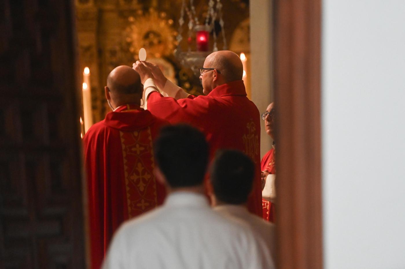 «La Virgen creyó en la victoria de Dios, en la victoria de Jesucristo»