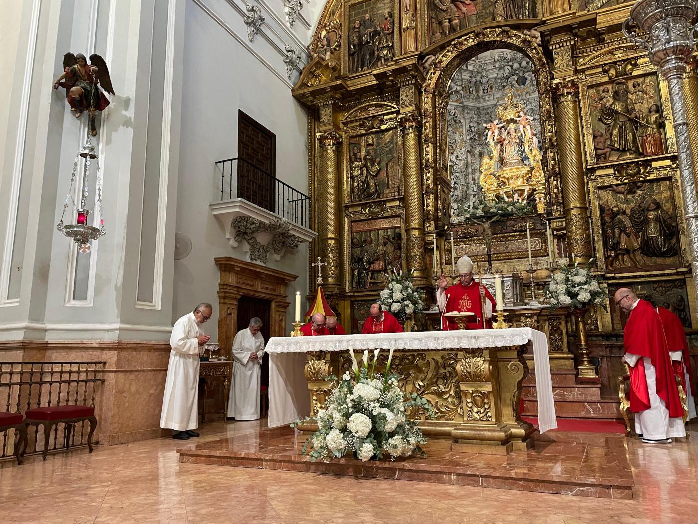 «La Virgen creyó en la victoria de Dios, en la victoria de Jesucristo»