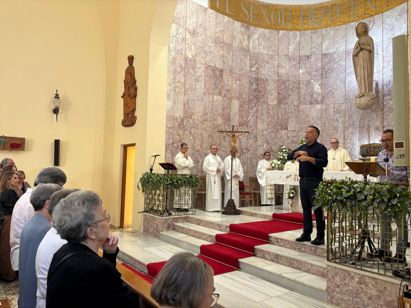 «No hagáis esperar a nadie que llame a vuestra puerta»