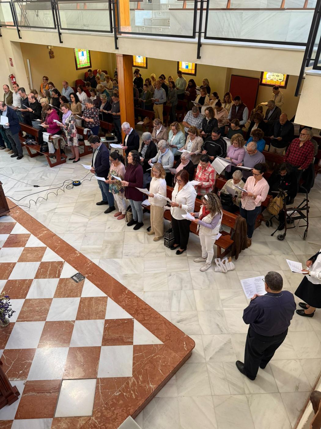 Los ministros extraordinarios de la comunión concluyen su formación