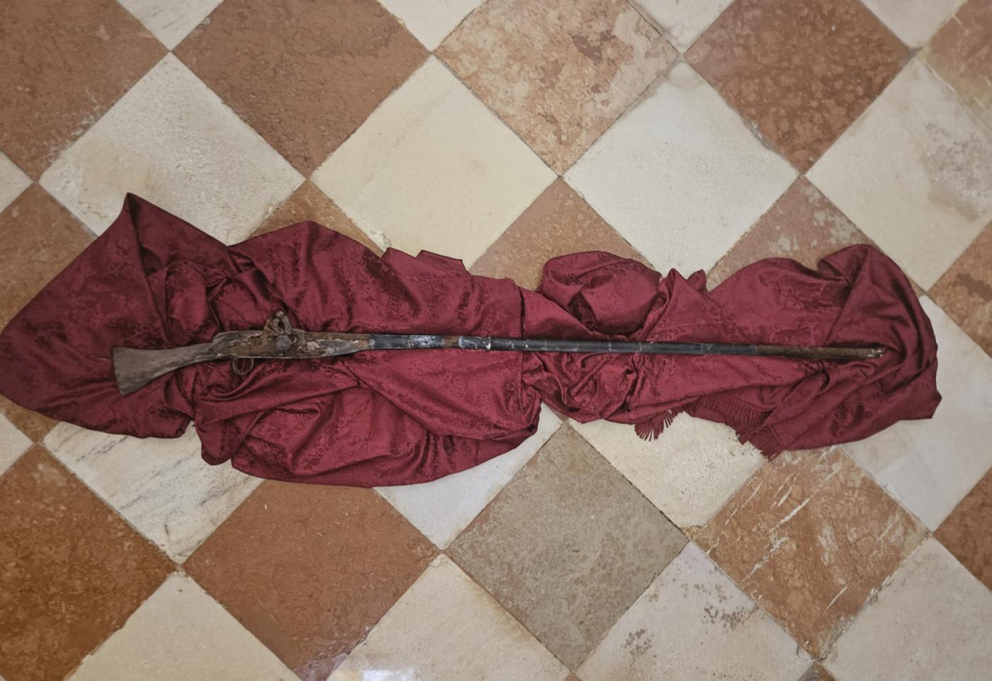 Un clero de armas tomar