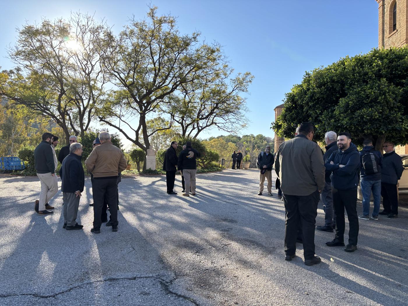 El clero celebra su retiro de Adviento y se felicita la Navidad