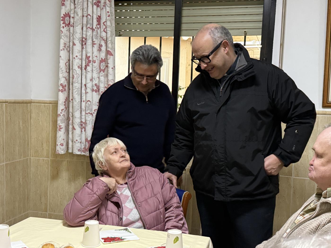El Cotolengo recibe la visita del Obispo de Málaga en el Día de la Virgen de la Esperanza