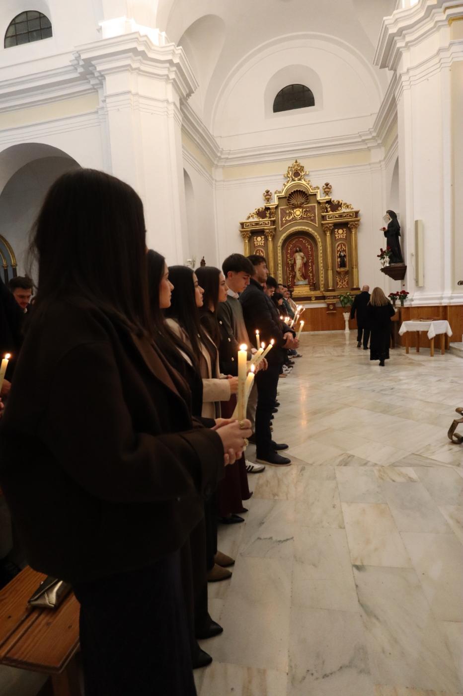 130 jóvenes y adultos de Alhaurín el Grande reciben la confirmación