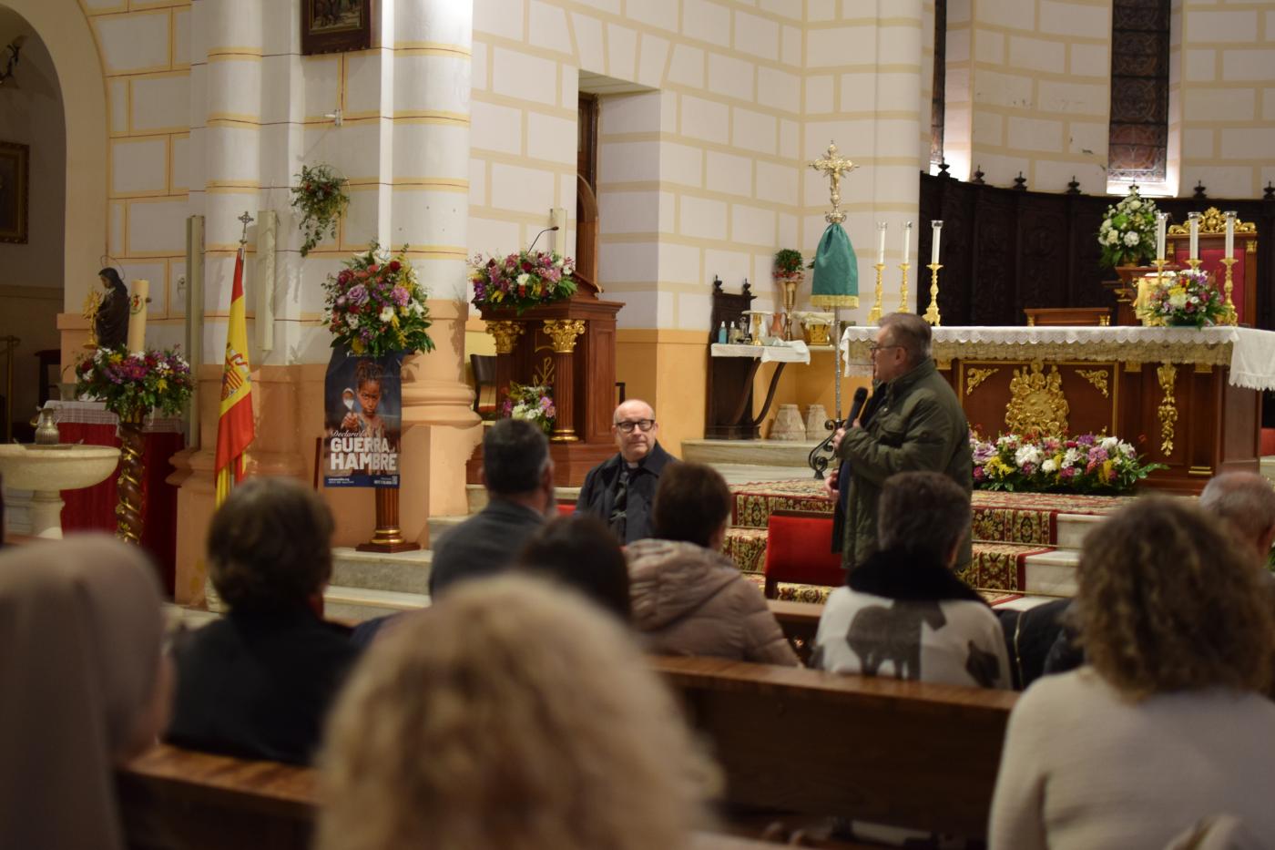 El Obispo, tras su visita: «El reto de futuro es dotar de una estructura arciprestal, dar cuerpo a la Iglesia en Melilla»